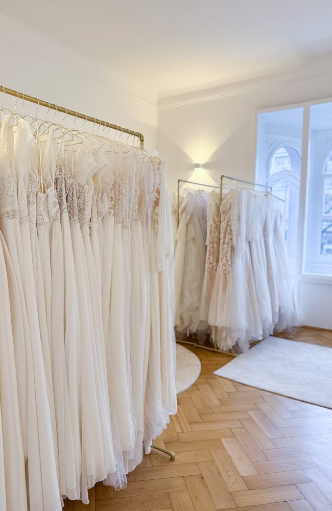 Second Hand Geschäft für Brautkleider,Brautmodengeschäft.Brautkleider,Brautoutfit,Wuppertal